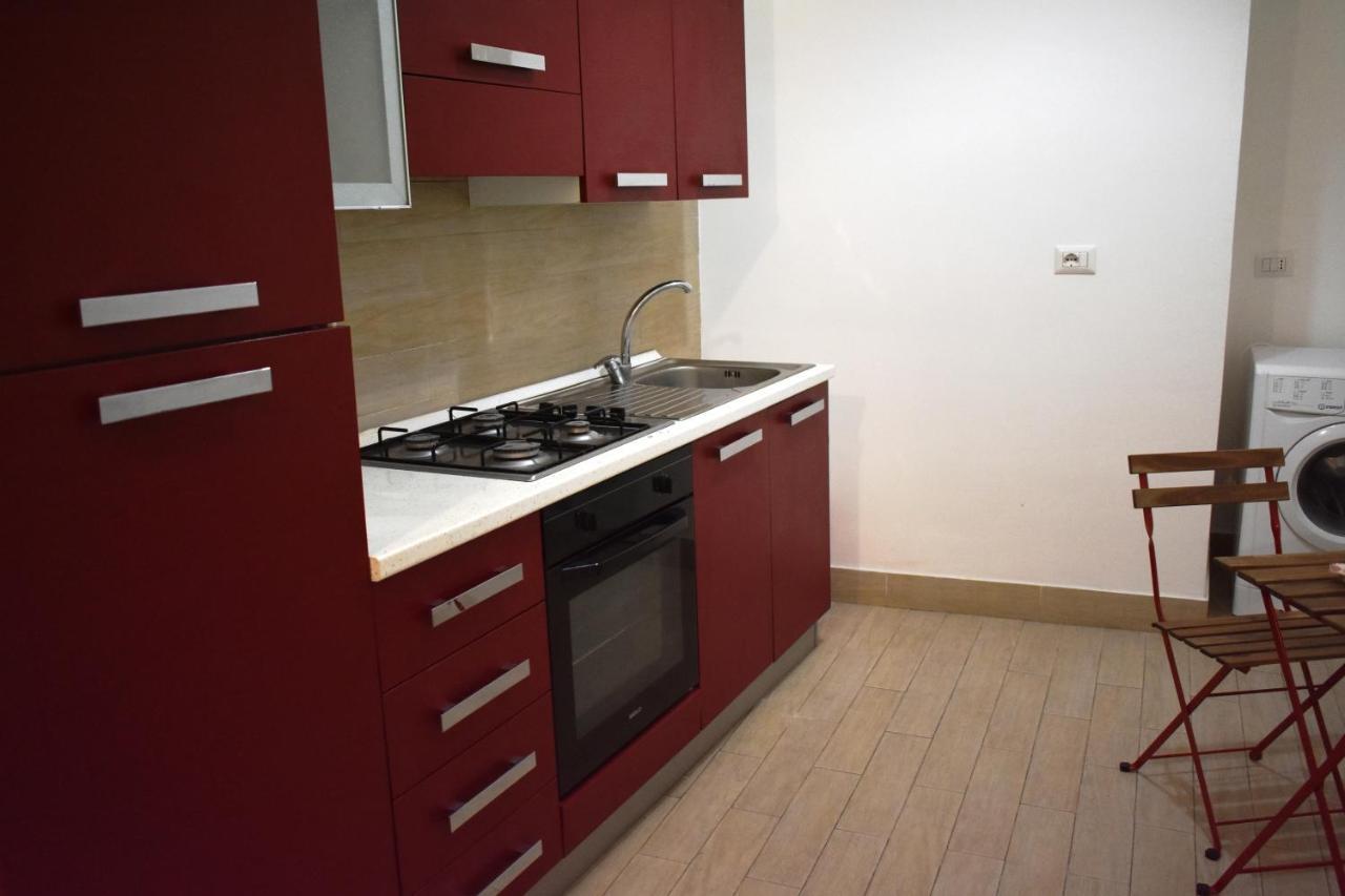 Casa Vacanza La Collegiata CTA Exteriör bild